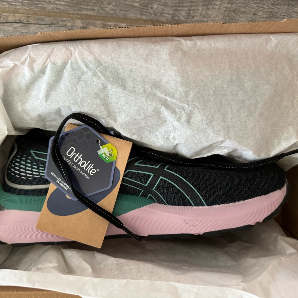 Brand new ASICS.